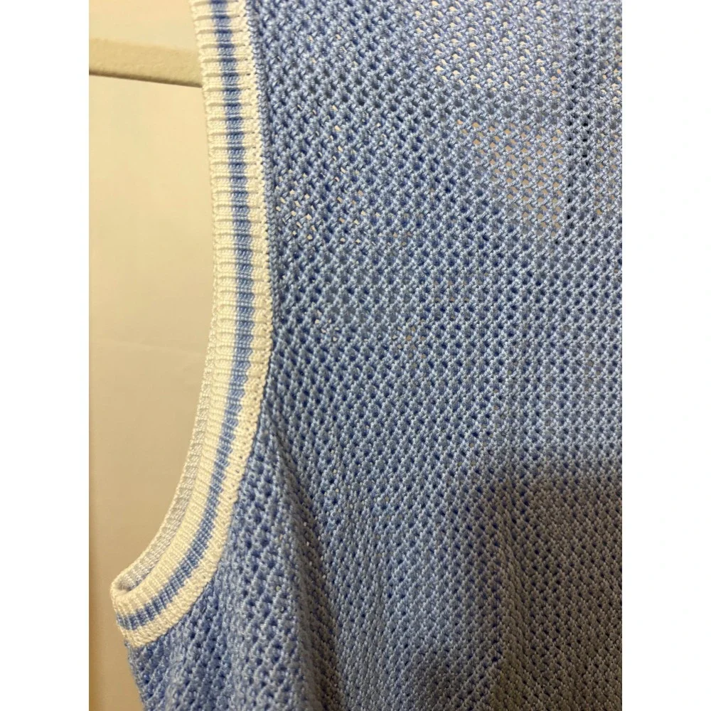 Victoria's Secret PINK Blue Open Knit V-Neck Sweater Vest Crest Logo NWT Medium - Picture 5 of 13